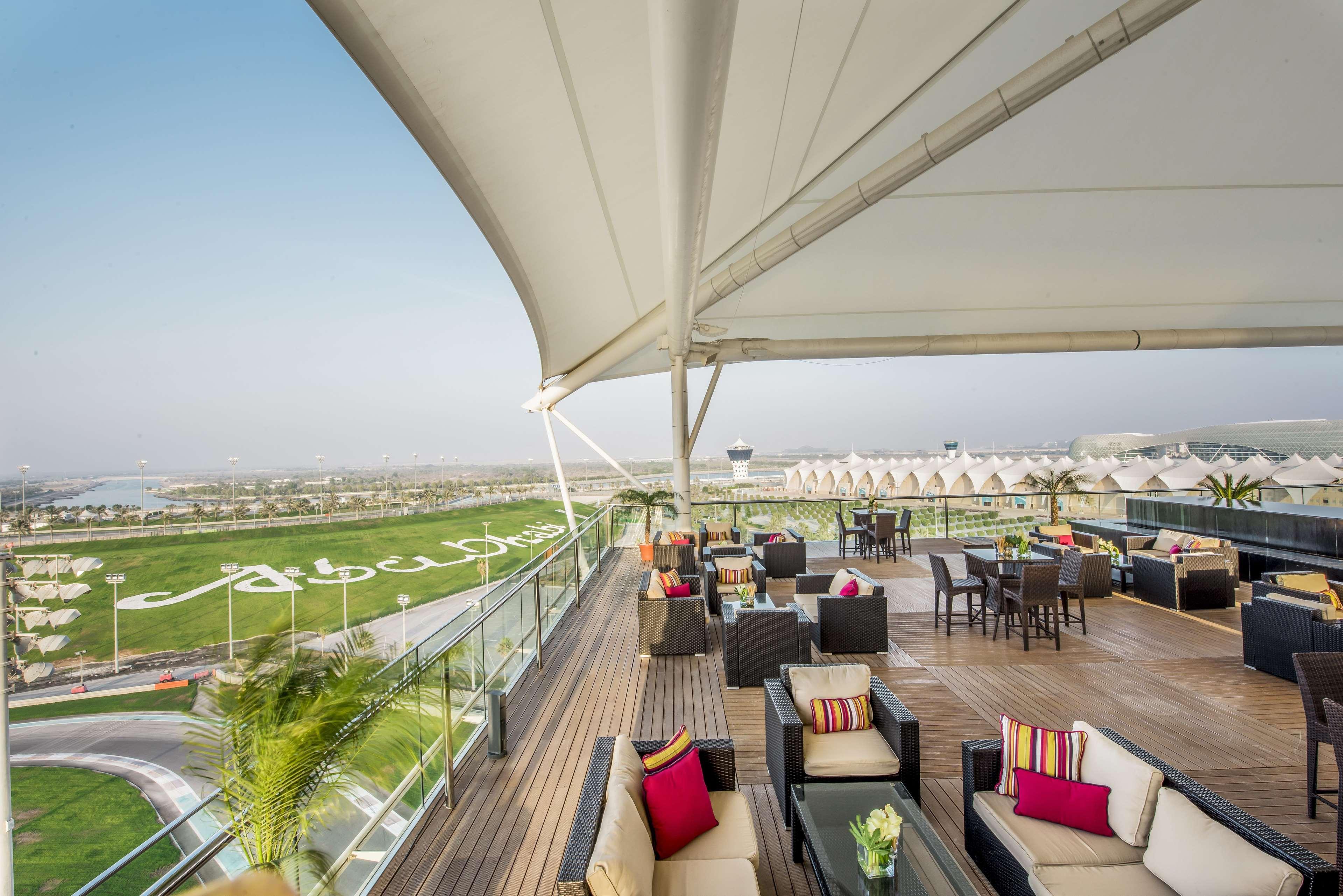 Отель Radisson Blu Hotel, Yas Island Абу-Даби